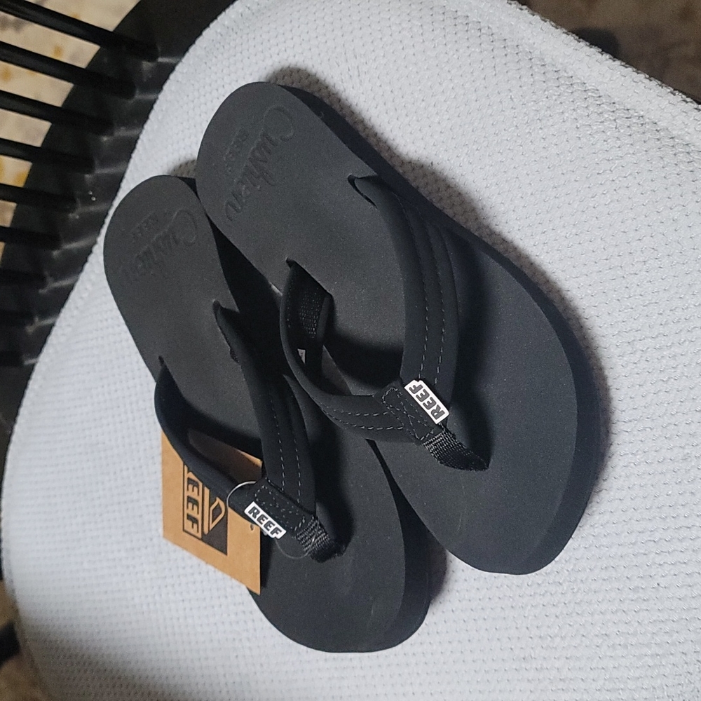 Reef flip flops